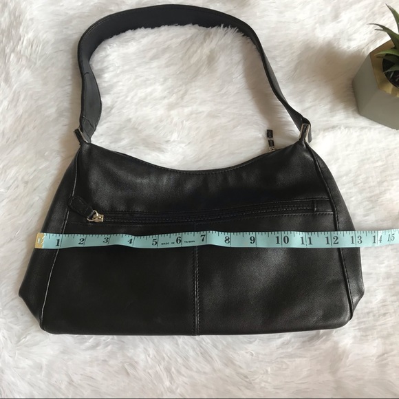 Kim Rogers Black Shoulder Bag w/ Silver Accents - Picture 3 of 14